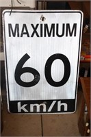 Metal Maximum 60 Sign 23.5 x 35.5