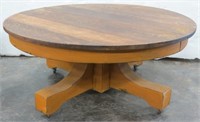 Rustic Farmhouse Round Oak Pedestal Coffee Table