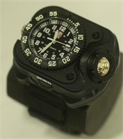 NEW 2211 LUMINOX RECHARGEABLE LASER VARIABLE WATCH