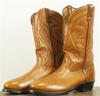 PAIR OF PECOS BOOTS