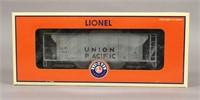 Lionel 6-27016 Union Pacific Covered Hopper