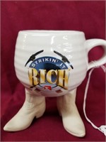 Strikin it Rich mug