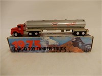 1975 TEXACO PLASTIC TOY TANKER TRUCK
