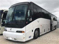 1998 Motor Coach Industries Bus