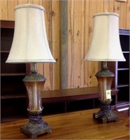 PAIR OF AMBER GLASS/METAL LAMPS WITH SHADES