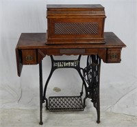 Antique Singer Sewing Machine With Wood Top
