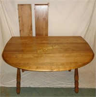 Hardwood Dropleaf Table With 2 Leaves