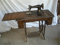 Singer Treadle Sewing machine