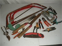 Pruners & Bow Saws 1 Lot