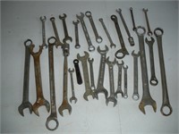 Assorted wrenches 1 Lot