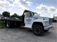 1987 Ford F6000 Roll Back Truck