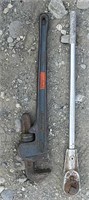 Pipe wrench and ratchet wrench handle