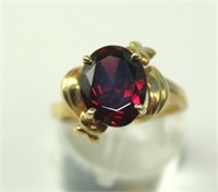 Beautiful Garnet 14K Gold Birthstone Ring