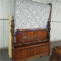 Mattress w/head & foot board