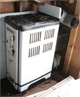 "Siegler" apartment sized oil stove