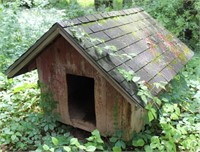 doghouse - 3' 7" wide x 4'