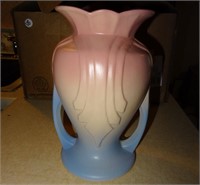 Hull 49 9" Art Vase
