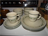 Country Crock Stoneware 14 Pieces