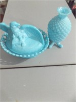 BLUE FOOTED PINEAPPLE DISH & EAGLE DISH