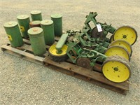 (6) John Deere Model 71 Row Flex Planters.