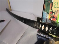 Samurai sword; handle has a bad spot; see photo's