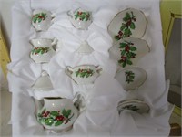 Bone China miniature tea set