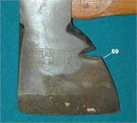 Stanley hatchet with BB-logo on blade