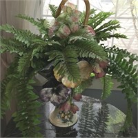 Vase & Flower Arrangement