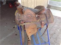 15in. W Brand Western Saddle Full Carved No.1212