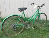 Vintage Schwinn 10 Speed women's bike. Shows some