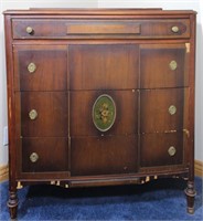 Antique 4-Drawer Dresser w/ Oval Design