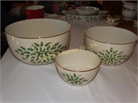 Lenox Holiday 3 graduated bowls