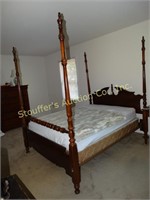 Cherry 4 poster bed full/queen with bedding