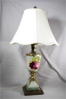 Vtg. Hand Painted Porcelain Lamp w Scallop Shade