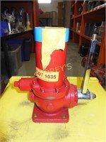 Red 2.5" Discharge Valve