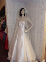 Mannequin with Wedding dress by Bridles by Jules