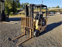 Hyster E40XL Electric Forklift