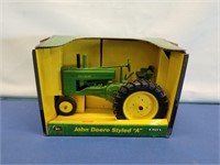 1/16 Ertl JD Styled A Tractor