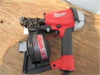 Milwaukee Coil Air Roofing Nailer