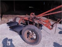 MH 27- 2-14 clutch lift rubber wheel plow