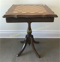 SCALLOPED EDGE GAMES TABLE
