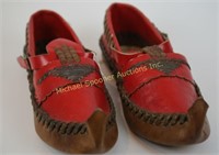 ANTIQUE TRADITIONAL DUTCH RED LEATHER SHOES