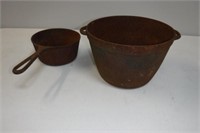 2 Cast Iron Pots