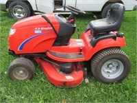 SIMPLICITY CONQUEST 20 H.P. LAWN MOWER - 290