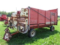 GEHL FORAGE BOX & HORST WAGON