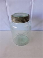 Antique Best 1/2 Gallon Jar with Lid