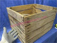 old "hilltop" wooden apple crate