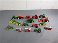 (17) ERTL Small Scale Die Cast Tractors