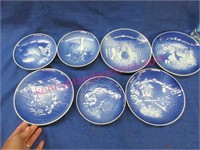 7 old blue copenhagen small plates