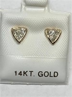 $2600. 14KT Gold Diamond(0.70ct) Earrings